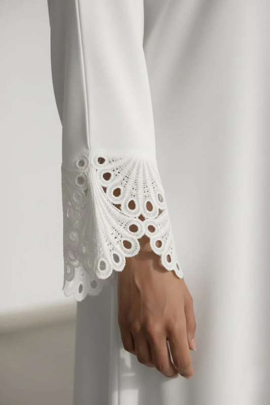 Ayra White Grace Abaya