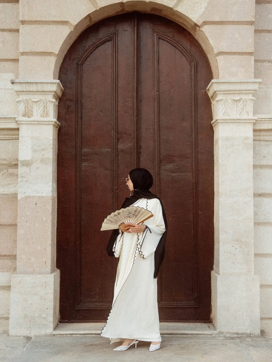 Cream Zoya Abaya