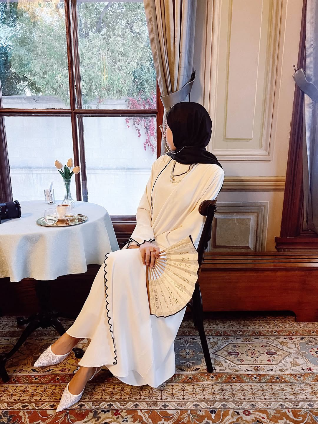 Cream Zoya Abaya