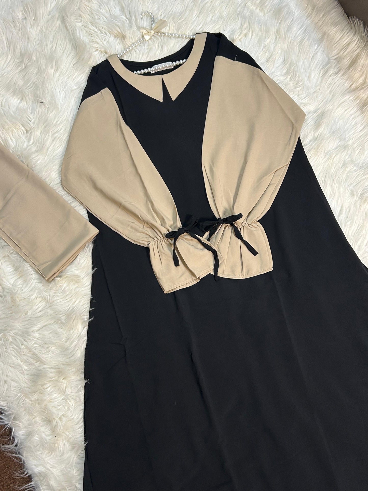 Noir Grace Abaya with stoller