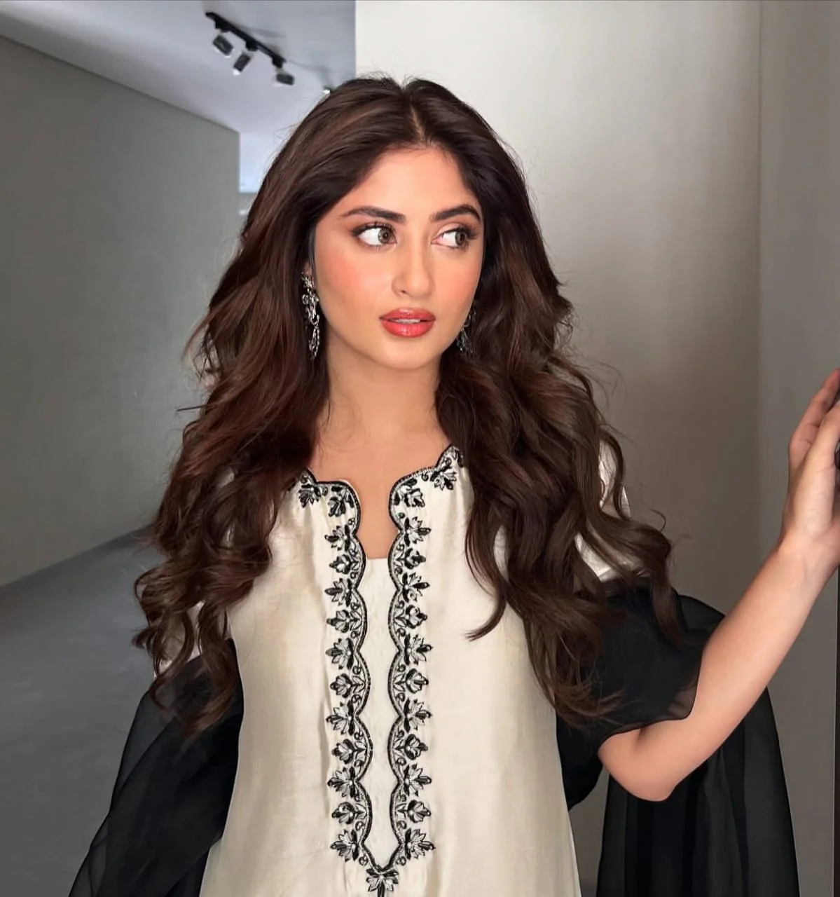 Zahra Silk Ivory Base & Black Embroidery Farshi Kurta Shalwar Set