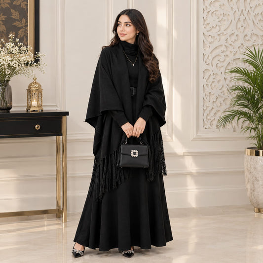 Poncho Look ✨
A timeless blend of sophistication and comfort — perfect for your everyday and formal winter style. 🤎🖤